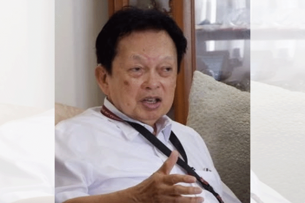 Solicitor General Estelito Mendoza 
