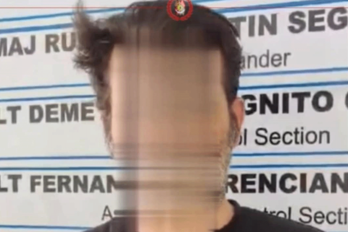 Suspek
